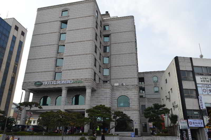 Staz Hotel Jeju Robero Exteriör bild